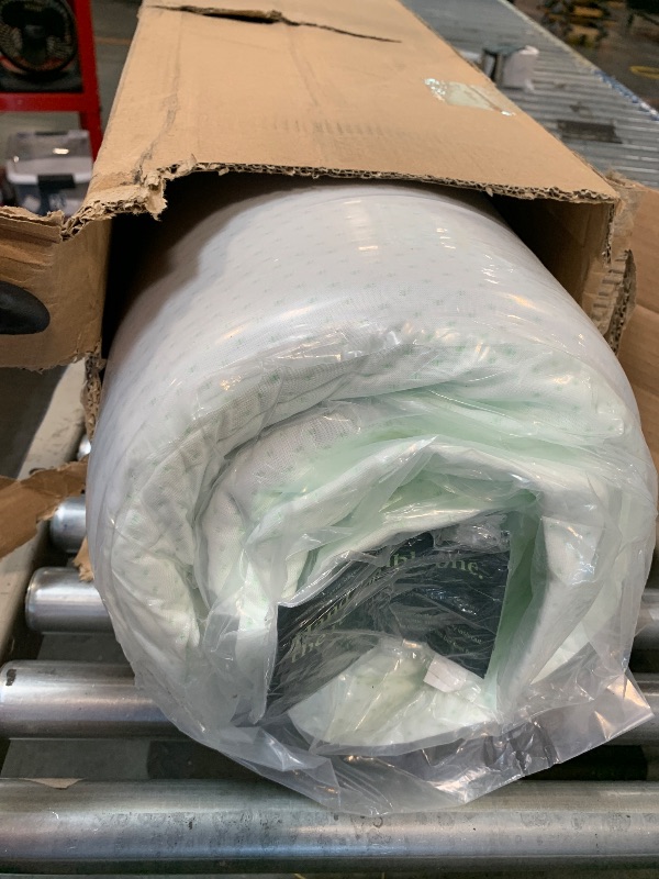 Photo 1 of ** NEW / NO RETURNS ** ZINUS 10 Inch Queen Green Tea Memory Foam Mattress [New Version], Fiberglass free, Medium Firm Feel, Zoned Pressure Relief, Certified Safe Foams & Fabric, Mattress in A Box