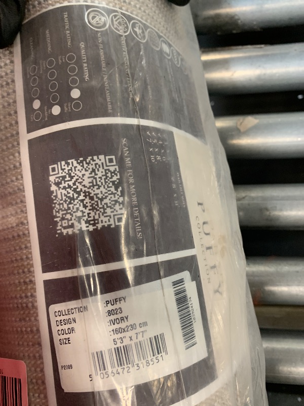 Photo 1 of ** USED ** RUG BRANCH Retro 5' x 8' (5'3" X 7'7") Boho Shag Indoor Area Rug, Contemporary, White Grey - Living Room, Bedroom, Dining Room, and Kitchen