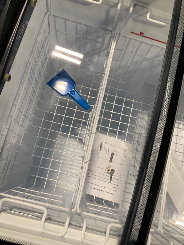 Photo 1 of ** USED / TESTED / FUNCTIONAL ** Duura Commercial Mobile Ice Cream Display Chest Freezer Sub Zero Temp Curved Glass Top Frost Free Lid with 5 Wire Baskets, 47.4 Inch Wide 12.8 Cubic Feet, White