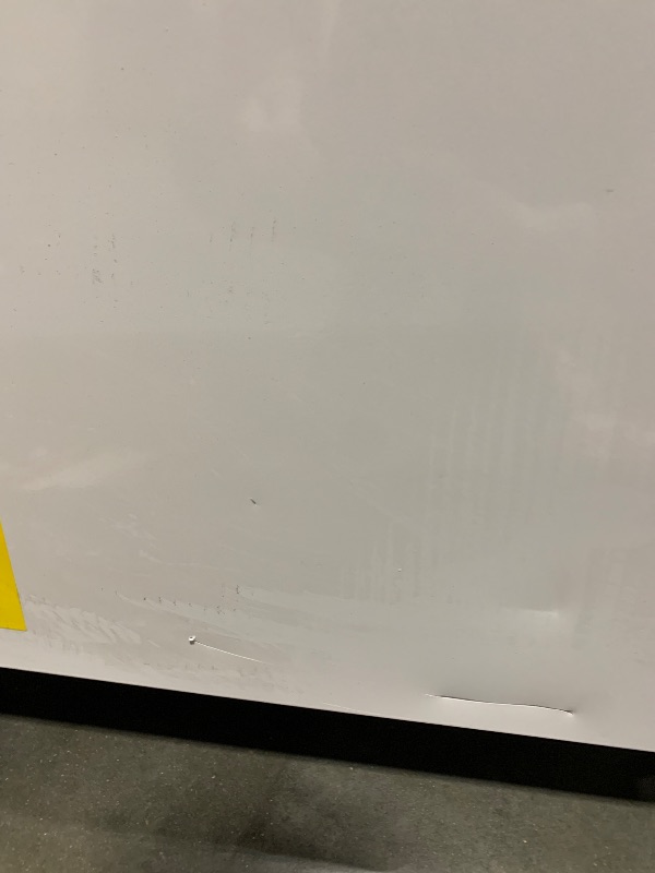 Photo 1 of ** USED / TESTED / FUNCTIONAL ** Duura Commercial Mobile Ice Cream Display Chest Freezer Sub Zero Temp Curved Glass Top Frost Free Lid with 5 Wire Baskets, 47.4 Inch Wide 12.8 Cubic Feet, White