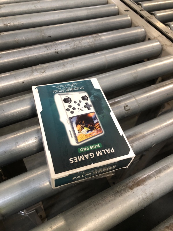 Photo 1 of R40S Pro Handheld Retro Gaming Console – 256GB Storage, 3800mAh Battery, 3.5" Full-Lamination IPS Screen, 20+ Emulators, Preloaded 30,000 Games, WiFi Multiplayer Support (Gray)