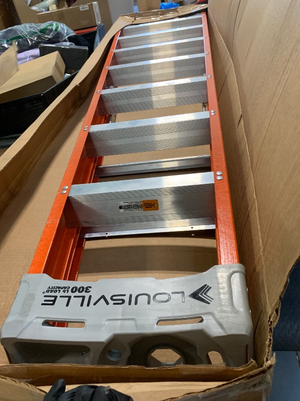 Photo 1 of ** USED ** Louisville Ladder FS1508 Ladder, 8-Foot, Orange