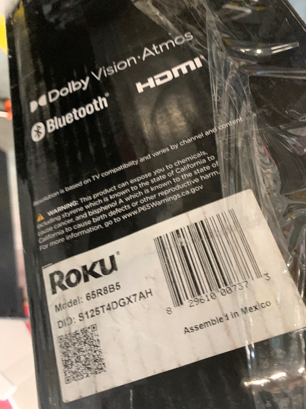 Photo 1 of ** USED / TESTED FUNCTIONAL ** Roku Smart TV – 65-Inch Pro Series 4K QLED RokuTV with Backlit Roku Voice Remote Pro, Dolby Vision IQ, 120Hz Refresh Rate – Live Local News, Sports, Gaming