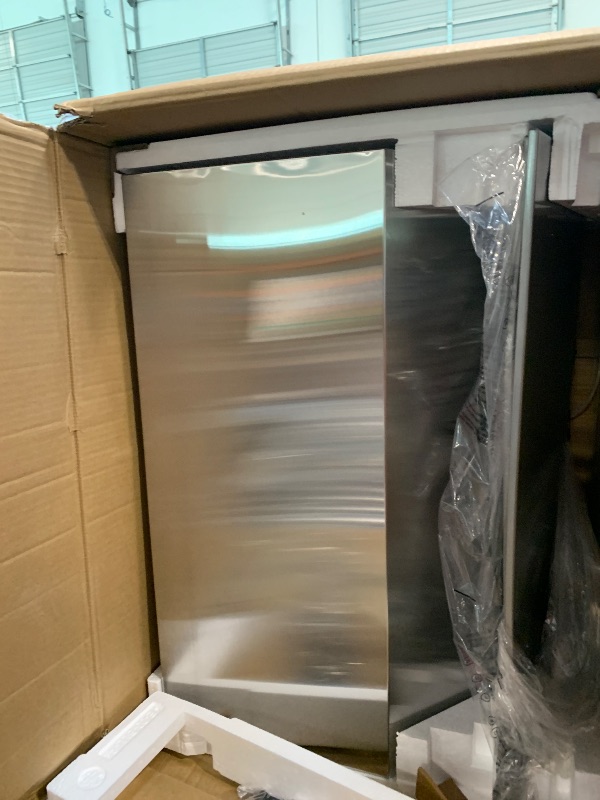 Photo 1 of ** NEW ** Royal Gourmet GA5401T 5 Burner Propane Gas Grill with Side Burner and Sear Burner, Stainless Steel Gas BBQ Grill with 61,000 BTUs Output for Barbecue Grilling & Backyard Cooking, Silver