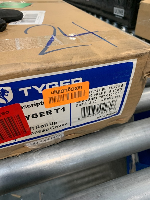 Photo 1 of ** NEW** Tyger Auto T1 Soft Roll-up Truck Bed Tonneau Cover Compatible with 2009-2018 Dodge Ram 1500; 2019-2025 Classic | 5'7" (67") Bed | TG-BC1D9018