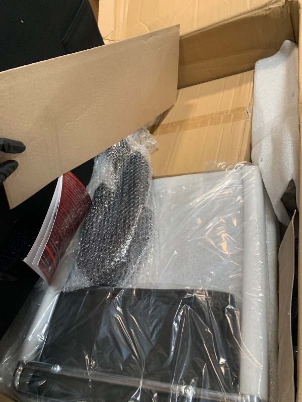 Photo 1 of ** USED / DIFFERENT COLOR FROM THE PHOTO IS GREEN ** GTRACING Gaming Chair Racing Office Computer Ergonomic Video Game Chair Backrest and Seat Height Adjustable Swivel Recliner with Headrest and Lumbar Pillow Esports Chair