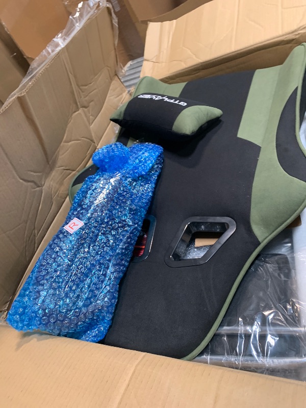 Photo 1 of ** USED / DIFFERENT COLOR FROM THE PHOTO IS GREEN ** GTRACING Gaming Chair Racing Office Computer Ergonomic Video Game Chair Backrest and Seat Height Adjustable Swivel Recliner with Headrest and Lumbar Pillow Esports Chair