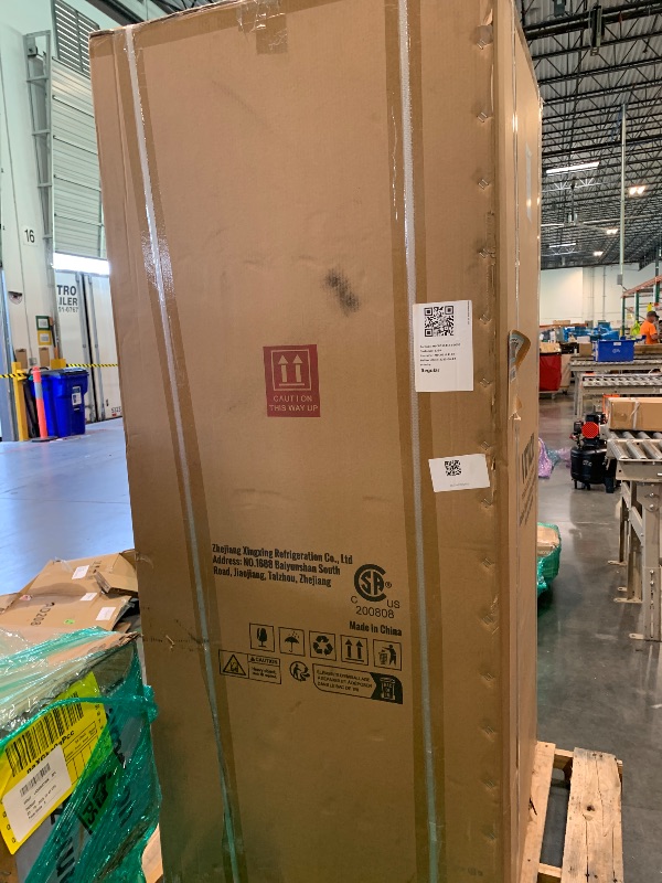 Photo 1 of ** FACTORY SEALED / UNTESTED  ** VEVOR Convertible Freezer/Refrigerator, 20.2 Cu.Ft Frost Free Upright Freezer with Temp Control Panel, Door Open too Long Alarm, Adjustable Shelves and LED, Standing Fridge for Kitchen, Office, Garage