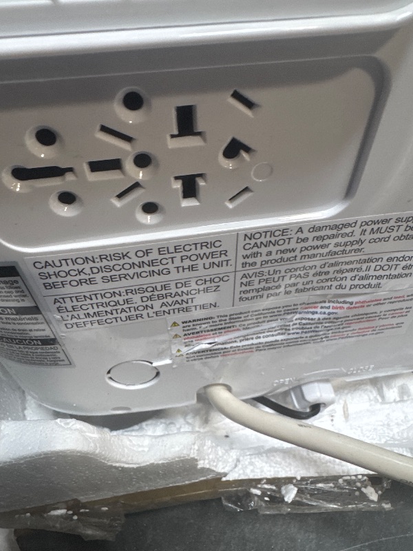 Photo 1 of ** VERY USED/ DAMAGE MINOR / TESTED FUNCTIONAL ** 14000 BTU Portable Air Conditioner Cools up to 750 Sq.Ft, 3 in-1 Quiet Portable AC Unit with Remote Control & Installation Kits for Large Room, 3 Speed, Auto Swing, 24H Timer