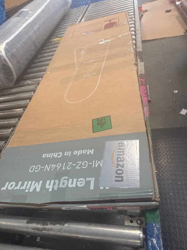 Photo 1 of ** NEW** Sweetcrispy 59"x16" Arched Full Length Mirror