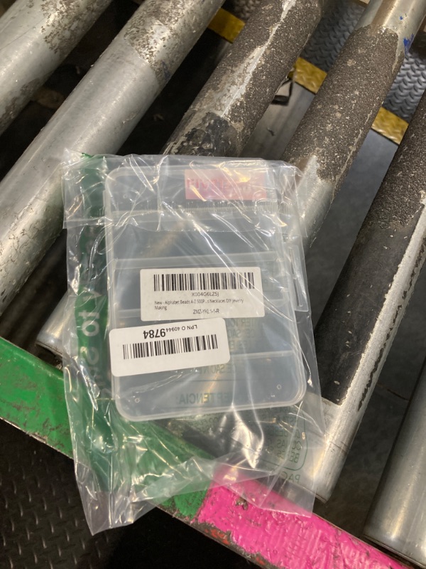 Photo 1 of ***Only Case***
FIVEIZERO 500PCS Letter R Beads, 4x7mm Colored Round Acrylic Assorted Alphabet Beads for Friendship Bracelet Making and DIY Crafts