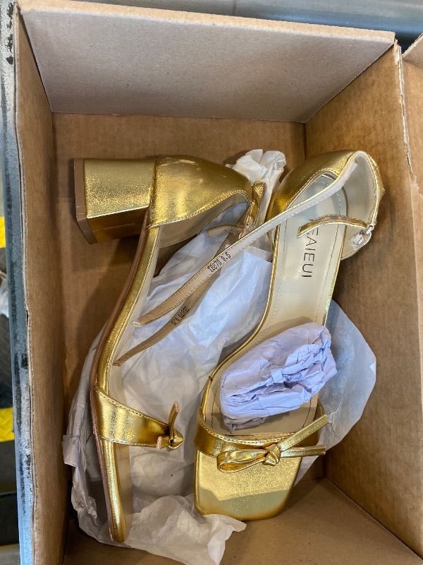 Photo 1 of *Minor Damaged - Check clerk notes*
TEAIEUI Women's Heeled Sandals Strappy Low Block Heels Chunky for Women Comfortable Ankle Strap Open Toe Party Wedding Dress Shoes for Women Dressy Gold Bow, Size 9.5