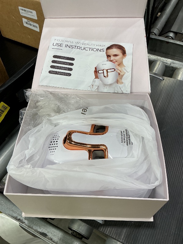 Photo 1 of *Minor Damaged - Check clerk notes*
SDKWDH Red Light Therapy Mask for Face, Led Face Mask Light Therapy, 7 Colors LED Facial Skin Care at Home, Gold