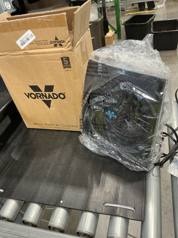 Photo 1 of **MAJOR DAMAGE*** Vornado 573T Small Room Air Circulator Fan with Pivoting Head, Easy Clean Removable Grille, 3 Speed Settings, Black