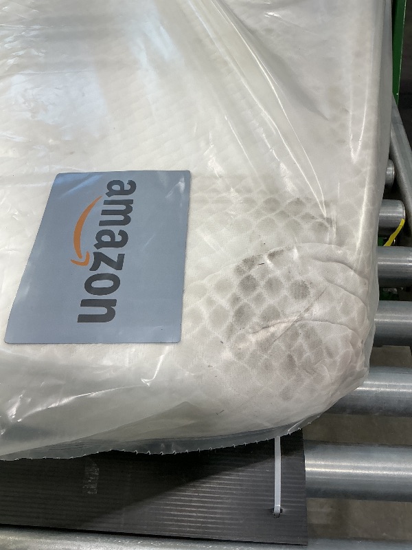 Photo 1 of *Item Is Dirty* 
FDW | 5 Inch Twin Mattress | Medium Firm | Gel Memory Foam Mattress | White | Bed in a Box, CertiPUR-US Certified | Pressure Relief, Cooling Ventilated Foam | Washable Removable Cover