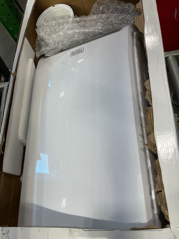 Photo 1 of ***SEE CLERK COMMENTS*** BLACK+DECKER Portable Air Conditioner, 12,000 BTU (8,000 BTU SACC) for Rooms up to 550 Sq. Ft., Portable AC with Follow Me Remote Control and Window Kit, BPACT12WT, White