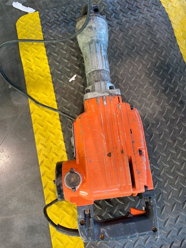 Photo 1 of *Missing Parts - Check clerk notes*
VEVOR Demolition Jack Hammer, MAX 2200W Electric Jackhammer Heavy Duty, 1350 BPM Concrete Breaker, 6pcs Chisels Bit Chipping with Case