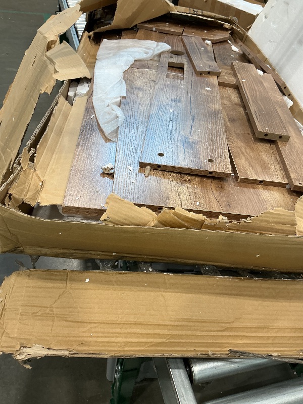 Photo 1 of *Untested - Check clerk notes*
OneSpace Eleanor Executive Desk, Wood-Grain Office Desk with Hutch, Modern Computer Desk, Classic Oak