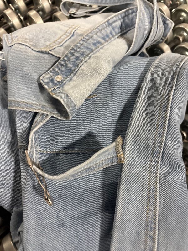 Photo 1 of **MINOR DAMAGE**ONE STRAP IS TORN***
Dokuritu Denim Overalls for Women Casual Barrel Leg Jean Jumpsuit Adjustable Strap Pockets Baggy Overalls for Women SIZE M