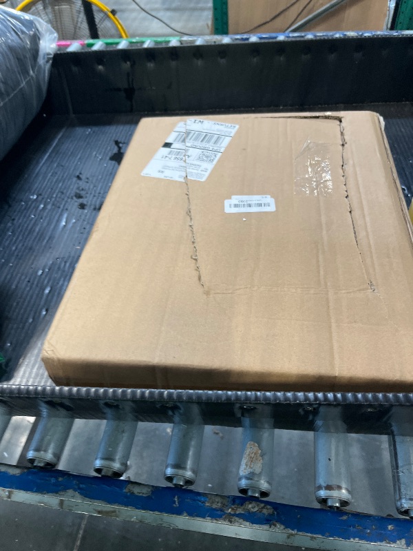 Photo 1 of **DAMAGED CORNER OF FRAME***FJXMFRAME 11x14 Picture Frame Gold Vintage Antique Frames 11x14 or Matted to 8x10 Photo Ornate Baroque Bronze for Wall Display