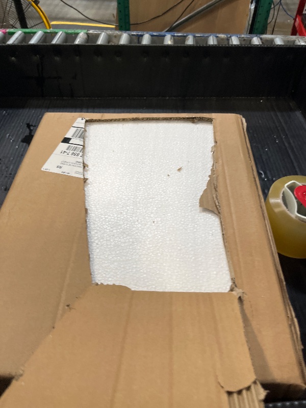 Photo 1 of **DAMAGED CORNER OF FRAME***FJXMFRAME 11x14 Picture Frame Gold Vintage Antique Frames 11x14 or Matted to 8x10 Photo Ornate Baroque Bronze for Wall Display