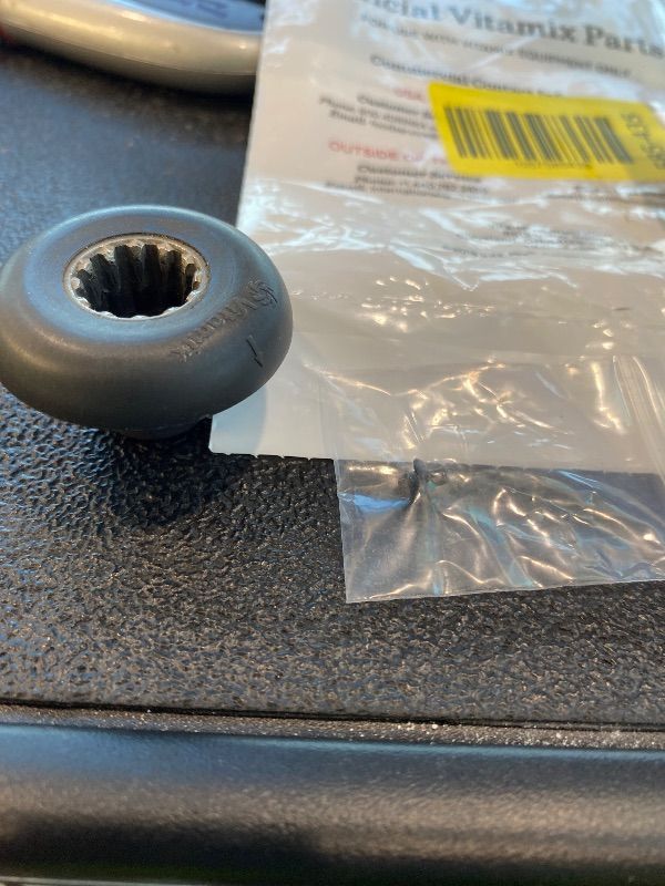 Photo 1 of *MISSING ALLEN WRENCH* Vita-Mix 000891 Drive Socket Kit OEM Part