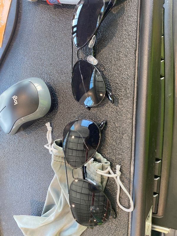 Photo 1 of *Damage* Wodison Classic Kids Sunglasses for Boys Girls Bulk Reflective Metal Frame Children Eyeglass 2 Pack(Black)