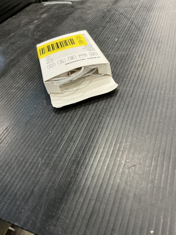 Photo 1 of 2 Packs- Wired Headphones for iPhone Earbuds Built-in Microphone & Volume Control Nosie Reduction Headsets Compatible with iPhone 14/13/12/11/XR/XS/X/8/7/SE/Pro/Pro Max/Support All iOS System