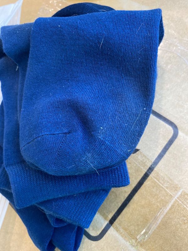 Photo 1 of *Dirty Items* SIPCOLOR Womens Viscose Bamboo Crew Socks Thin Casual Ultra Soft Colorful Above Ankle Socks Breathable Comfortable 3/6 Pairs (US, Numeric, 4, 7, Regular, Regular, Navy Blue(3 Pairs))