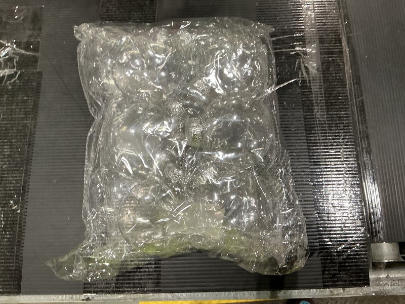 Photo 1 of 12Pcs Christmas Ornaments 3.15 Inch Clear Plastic Discs Flat Transparent Fillable Balls with Rope and Removable Metal Cap Christmas Hanging Ornaments for Craft DIY Christmas Tree Wreath Decor(80mm)