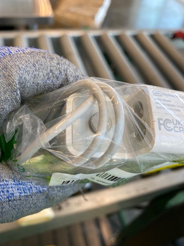 Photo 1 of *Missing Parts - Check clerk notes*
Mac Book Air Charger Replacement for AC 45W Power T-tip Shape Connector Power Adapter for 11 inch and 13 inch (Between 2012-2017)