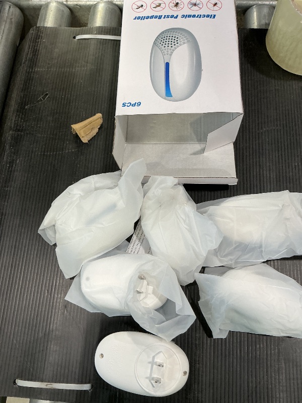 Photo 1 of 2025 Upgraded Ultrasonic Repellent Indoor, Mouse Traps Insert Plug in, Pest Control Repellent Ant,Roach,Rodent, Mouse, Bugs, Mosquito, Spider, for Home, Office, Warehouse 6 Packs