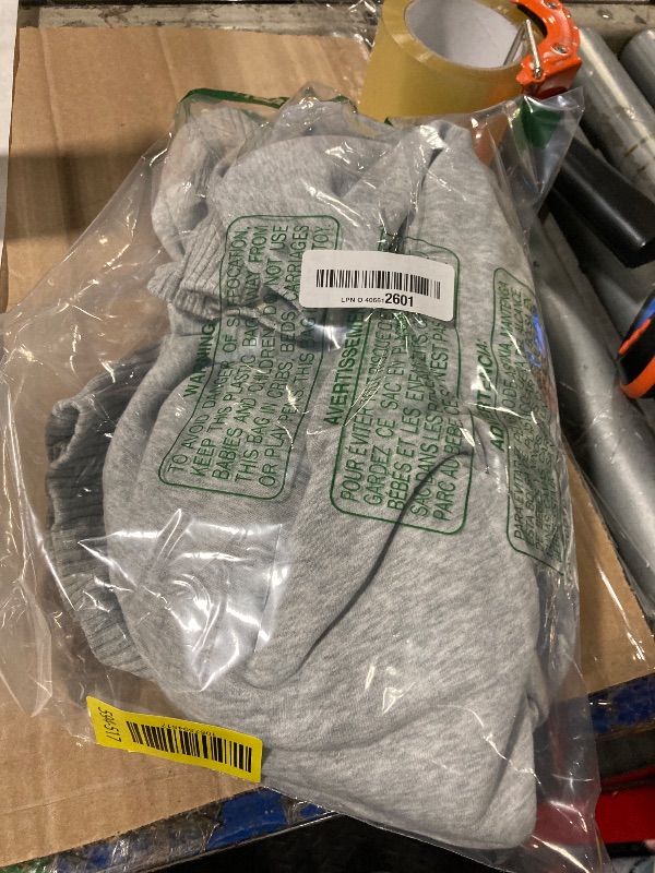 Photo 1 of ****SIMILAR ITEM**** SHEWIN Womens Sweatshirt Casual Long Sleeve Lightweight Sweatshirts Loose Button V Neck Pullover Tops Fall Clothes for Women 2025,US 12-14(L),Grey