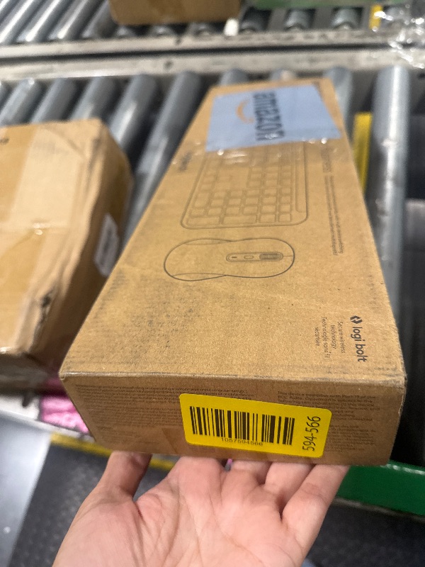 Photo 1 of ***SIMILAR PRODUCT***
Logitech Signature Slim MK955 for Business Wireless Keyboard and Mouse Combo, Quiet Typing, Secure Receiver, Bluetooth, Globally Certified, Windows/Mac/Chrome/Linux - Graphite