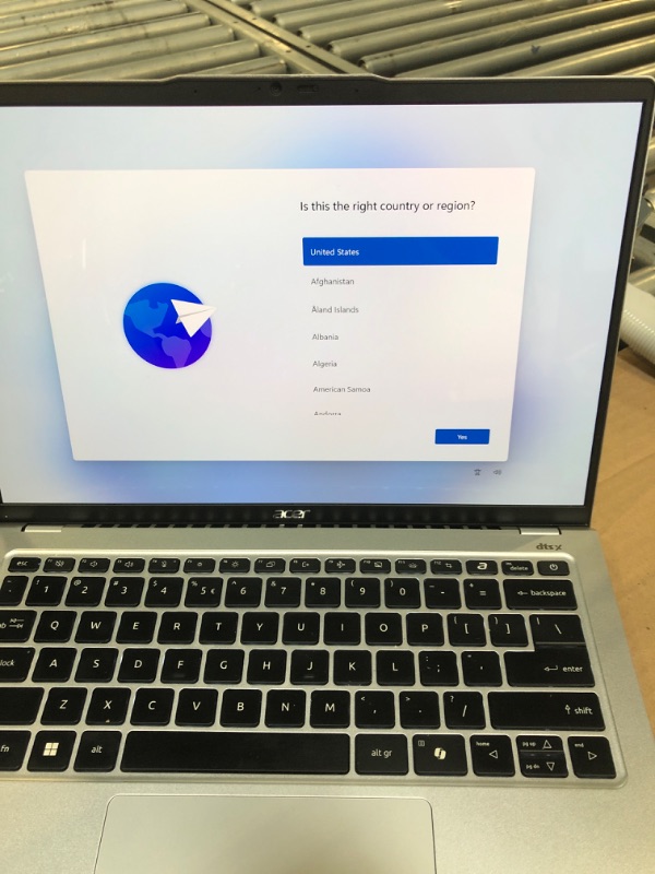 Photo 1 of ***CORD MISSING***Acer Swift Go 14 Intel Evo Edition Laptop | 14" OLED WQXGA+ 2880x1800 Display | Unlock AI Experiences | Intel Core Ultra 5 processor 125H | Intel ARC | 8GB LPDDR5 | 512GB SSD | WiFi 6E | SFG14-73-58EP