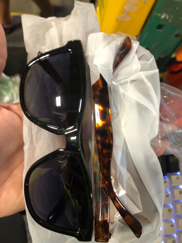 Photo 1 of ***ONLY 2**kunchu Polarized Sunglasses Womens Trendy Classic Retro Womens Sunglasses Men Driving Sun Glasses UV Protection