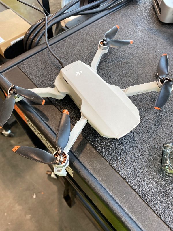 Photo 1 of *Missing Parts* DJI Mini 4K, Drone with 4K UHD Camera for Adults, Under 249 g, 3-Axis Gimbal Stabilization, 10km Video Transmission, Auto Return, Wind Resistance, 1 Battery for 31-Min Max Flight Time, Intelligent Flight