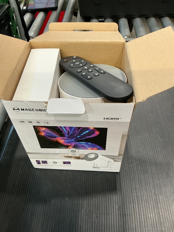 Photo 1 of ?Electric Focus?Magcubic Mini Projector 4K Support, Portable Projector with WiFi 6 and Bluetooth 5.4, Smart Proyector, 5W Soundbase Speaker, 180° Rotation for Home Theater HY300 Ultra