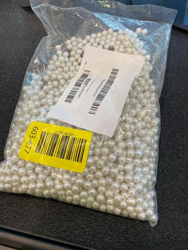 Photo 1 of *Factory sealed*
Sooyee Art Faux Pearls 1700-Pcs Loose Beads no Hole 1.1 Lbs (8mm,Ivory) for Vase Fillers, Table Scatter, Wedding, Birthday Party Home Decoration