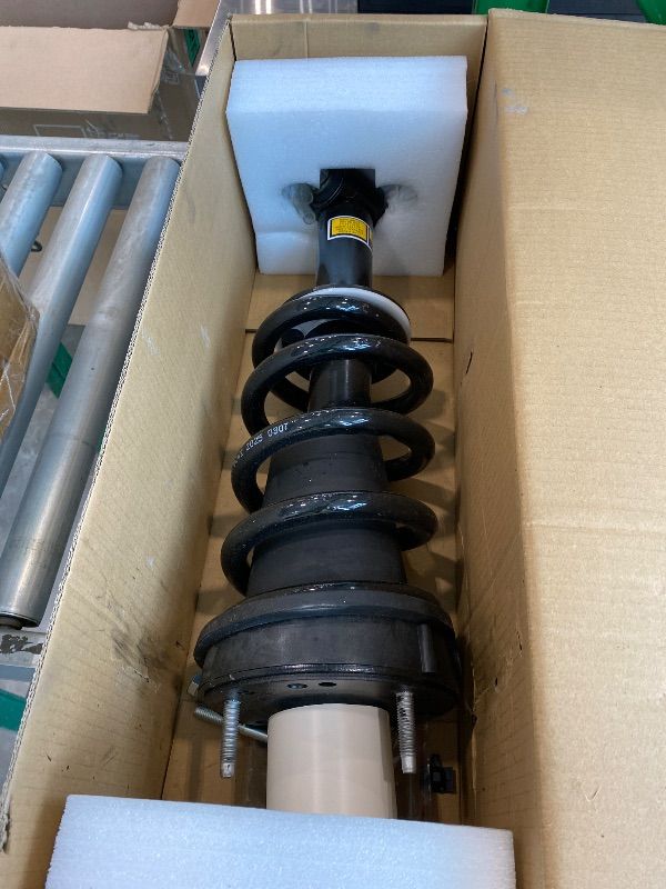 Photo 1 of *Minor Damaged* 84176631 84977478 Front Pair Shock Absorber Struts Assembly Magnetic Ride Control Suspension electric Automatic For 2015-2020 Cadillac Escalade Chevy Tahoe Suburban Silverado GMC Sierra 1500 Yukon XL