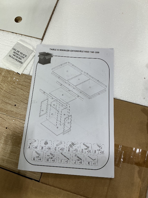 Photo 1 of *** SOLD FOR PARTS **** ** FINAL SALE / NO RETURNS*Missing Parts in the manual piece 12*
Rectangular retractable dining table, suitable for people aged 6-10, 160-200cm