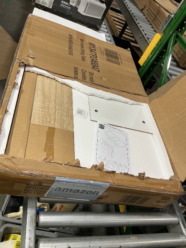 Photo 1 of *** SOLD FOR PARTS **** ** FINAL SALE / NO RETURNS*Missing Parts in the manual piece 12*
Rectangular retractable dining table, suitable for people aged 6-10, 160-200cm