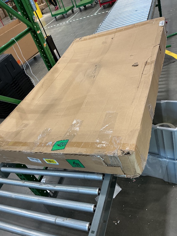 Photo 1 of ***MINOR DAMAGE*** ***READ CLERK NOTES*** DreamLine SlimLine 36 in. D x 60 in. W x 2 3/4 in. H Right Drain Single Threshold Shower Base in White, DLT-1136602