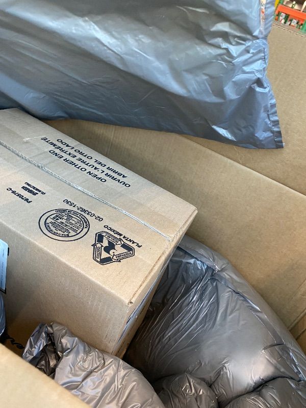 Photo 1 of *Unknown if misssing items* American Standard 288CA114.020 H2Optimum Two-Piece Toilet, Elongated Front, Standard Height, White, 1.1 gpf