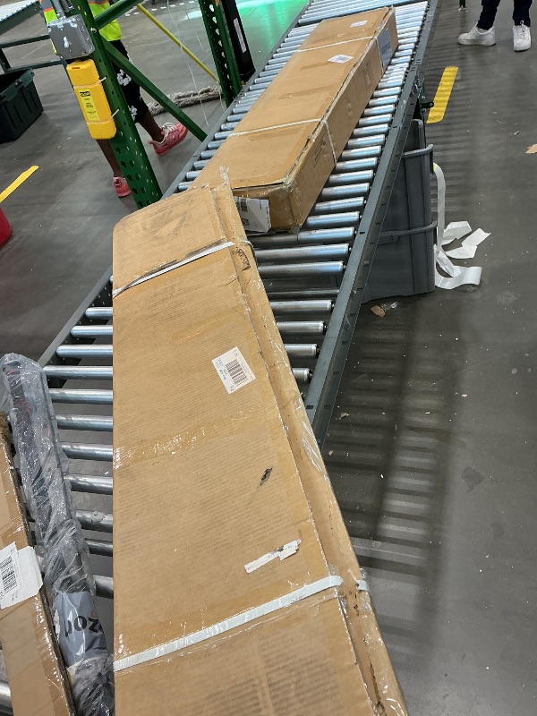 Photo 1 of 10x10x6 FT Large Dog Kennel Outside, Heavy-Duty Outdoor Cage with Roof and Lock,Covered Outside Kennel,for Medium and Large Dogs,Easy Assembly