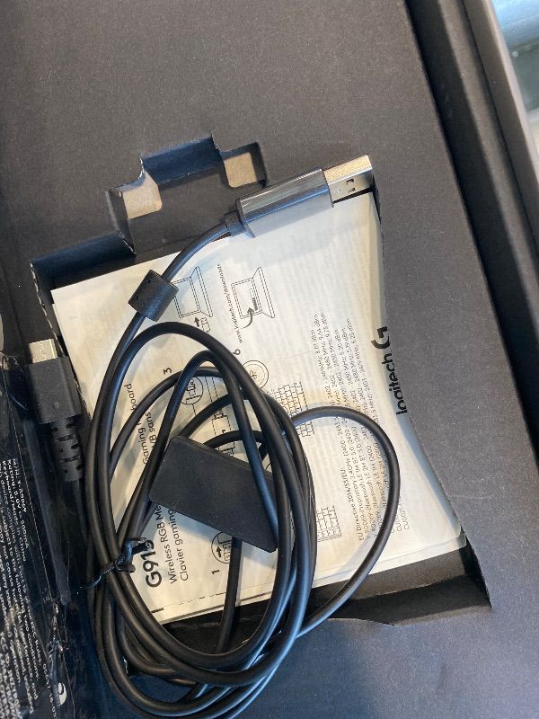 Photo 1 of *Untested*
Logitech G915 LIGHTSPEED RGB Mechanical Gaming Keyboard, Low Profile GL Tactile Key Switch, LIGHTSYNC RGB, Advanced Wireless and Bluetooth Support - Tactile,Black