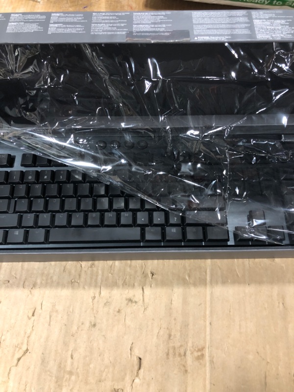Photo 1 of *Untested*
Logitech G915 LIGHTSPEED RGB Mechanical Gaming Keyboard, Low Profile GL Tactile Key Switch, LIGHTSYNC RGB, Advanced Wireless and Bluetooth Support - Tactile,Black