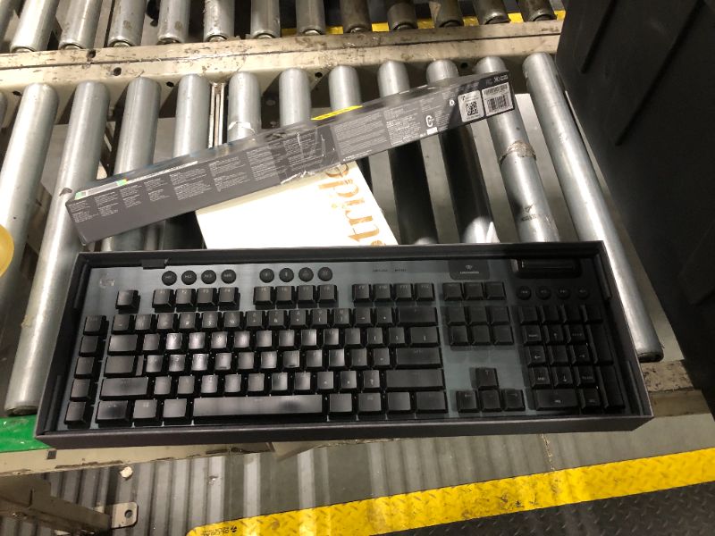 Photo 1 of *Untested*
Logitech G915 LIGHTSPEED RGB Mechanical Gaming Keyboard, Low Profile GL Tactile Key Switch, LIGHTSYNC RGB, Advanced Wireless and Bluetooth Support - Tactile,Black