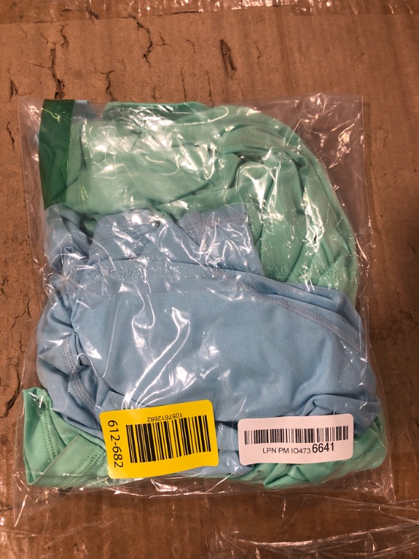 Photo 1 of *Minor Damaged - Check clerk notes*
Roadbox Boys UPF 50+ Rash Guard Swim Shirt, Kids Long Sleeve Sun Protection Shirts, Youth UV Athletic Beach Rashguard, Size small kids