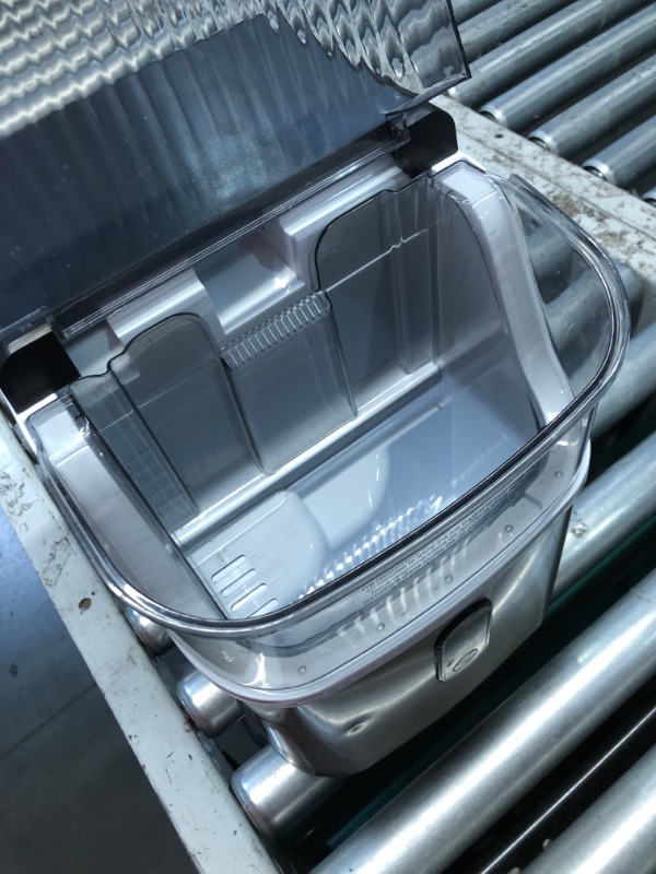 Photo 1 of ***DAMAGED - LEAKING OIL - SEE PICTURES***
Kismile Nugget Ice Makers Countertop,Portable Ice Machine with Crushed Ice, 35lbs/Day,Self-Cleaning,One-Click Operation for Home Use(Silver)
